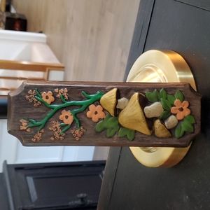 Ceramic mushroom motif plaque